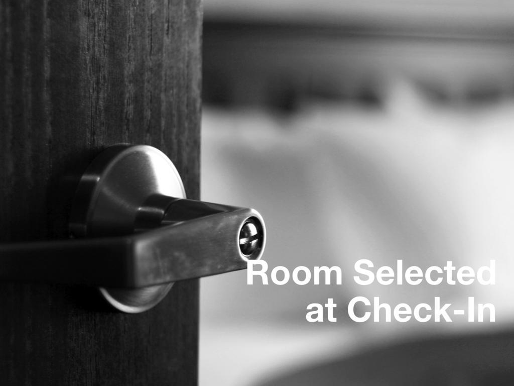 Surfside Inn Niagara Falls Room photo